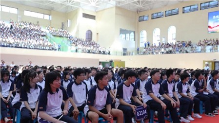 共慶榮光時(shí)刻，許下青春誓言∣郡華學(xué)校微周刊（2021.9.6—9.12）