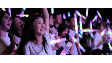 “夏”一站，青春不說再見！